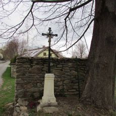 Kříž v severní části Olešné u čp.121