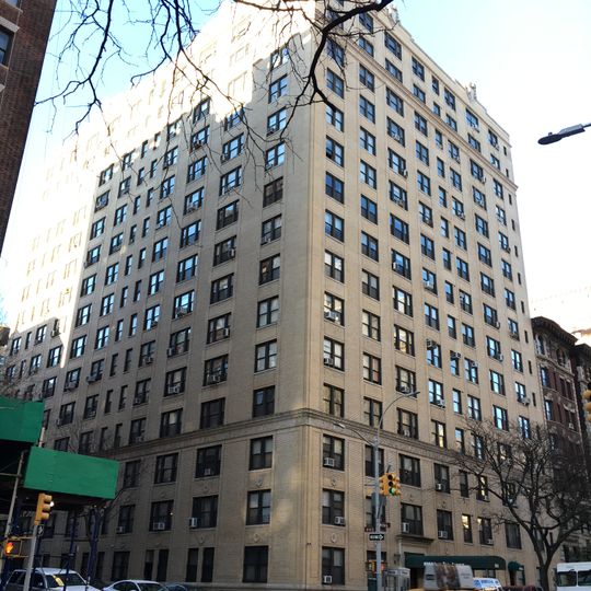 825 West End Avenue