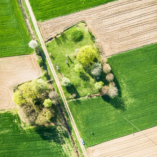 Gomilno grobišče Gomila