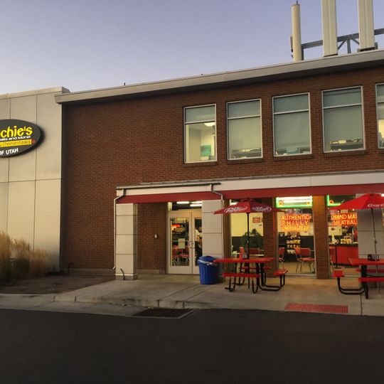 Moochie's
