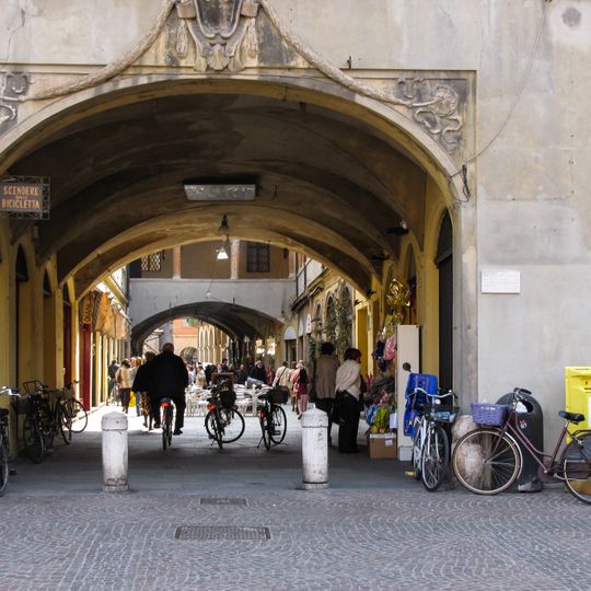 Portico del Broletto