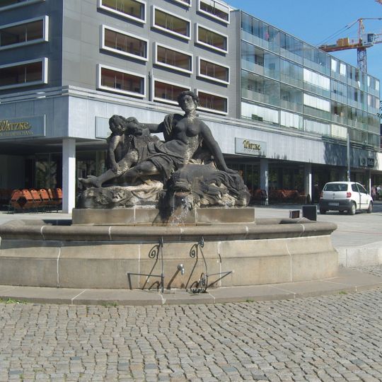 Nymphenbrunnen, Dresden