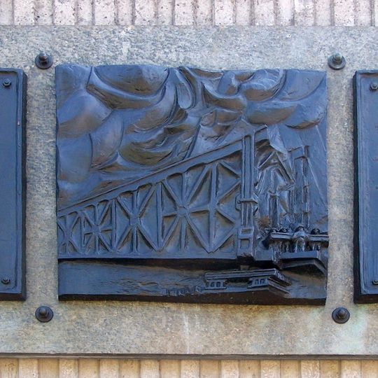 Plaquette indienstneming spoorwegbrug