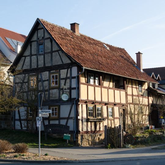 Einhaus
