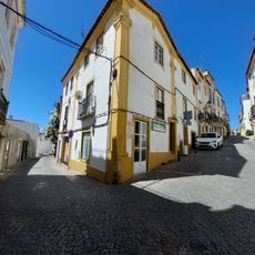 Casa na Rua do Outeiro (actual Rua José Estêvão), 3 e 3-A