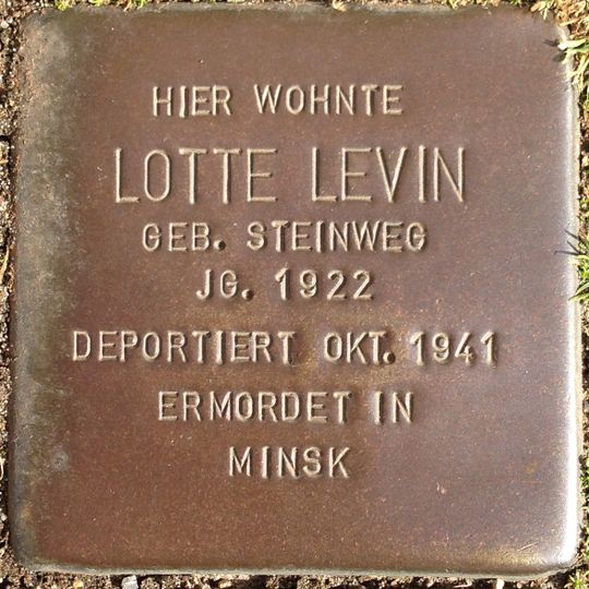 Stolperstein en memoria de Lotte Levin