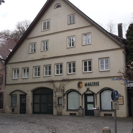 Innere Buchleuthenstraße 2