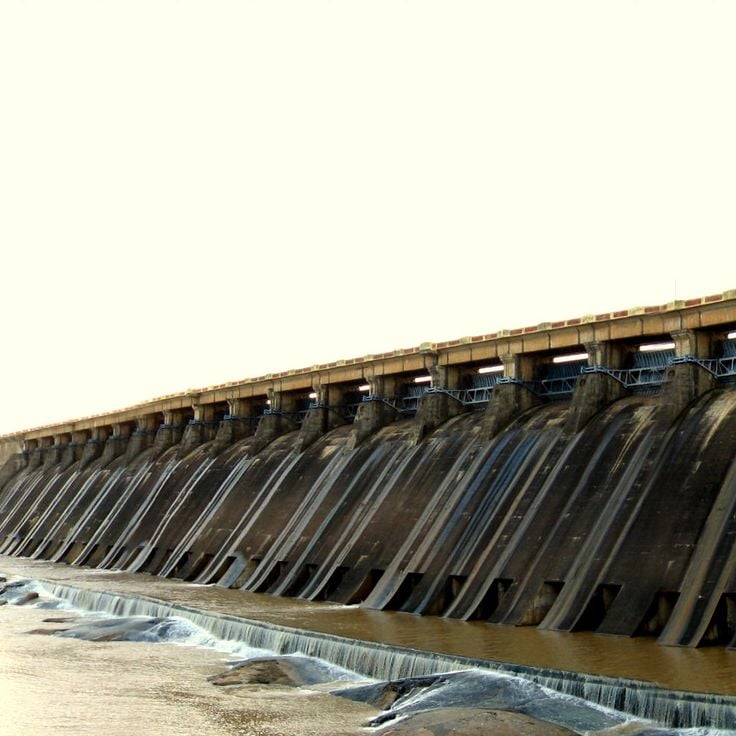 Hirakud Barajı