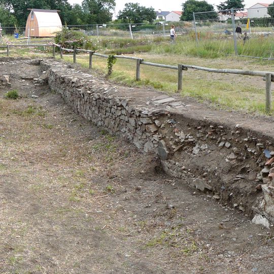 Mur gallo-romain de Saint-Lupien