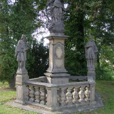 Sousoší Panny Marie