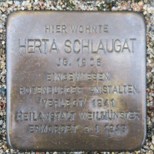 Stolperstein en memoria de Herta Schlaugat