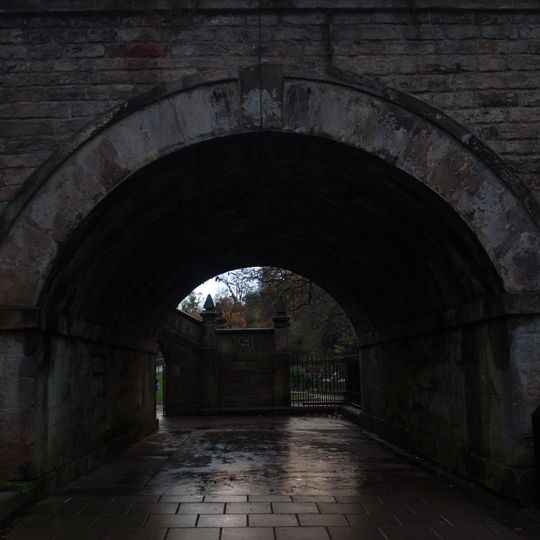 Edinburgh, India Place, St Bernard's Bridge