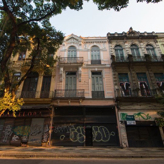 Building at Rua da Carioca, 14