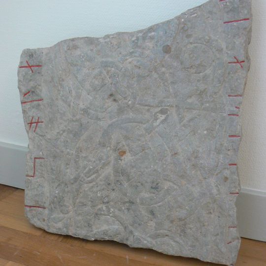 Östergötlands runinskrifter N276