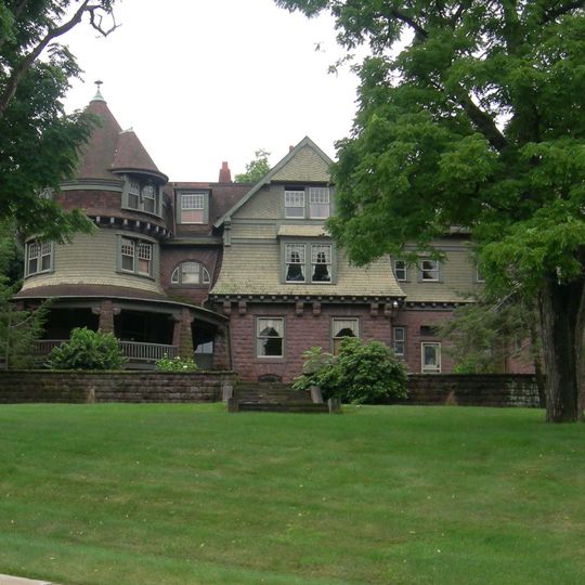 Brooke Mansion