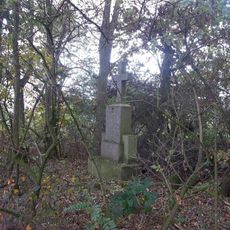 Kříž nad Malým Malahov u silnice k Doubravě