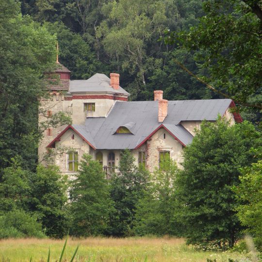 Zespół pałacowy Dzięki w Wiązownicy-Kolonii