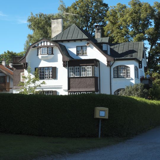 Ehemaliges Landhaus, jetzt Schwesternheim