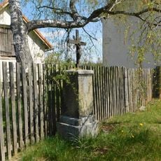 Kříž u čp. 39 v Chotěšově