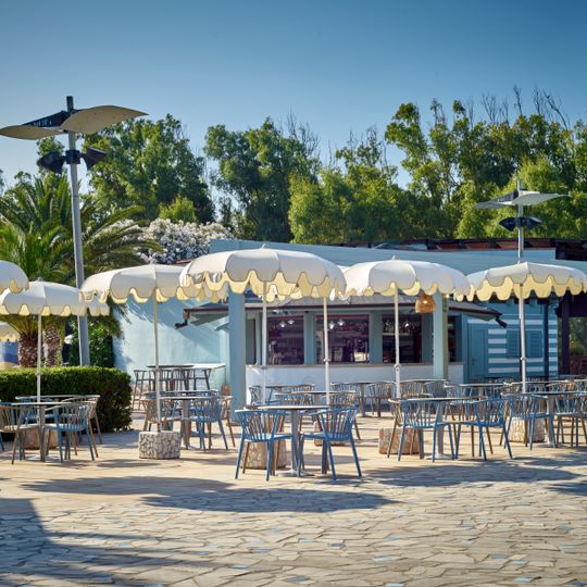 Serenè Resort