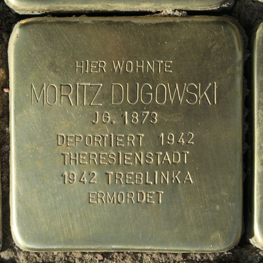 Stolperstein dedicated to Moritz Dugowski