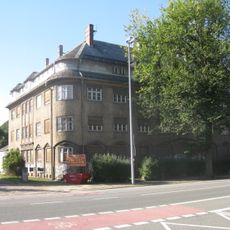 Doppelmietshaus in offener Bebauung mit Vorgarten Blankenauer Straße 63; 65