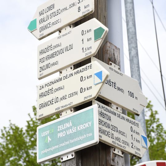 Rozcestník Hradiště - MHD, odb.