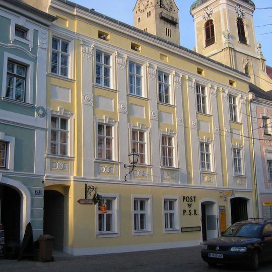 Bürgerhaus Steiner Landstraße 68