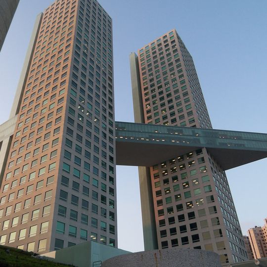 Torre Arcos Bosques II