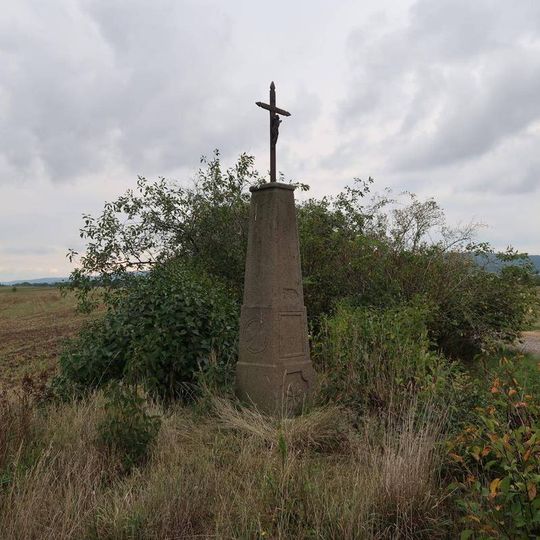 Kříž jižně od Neumětel.