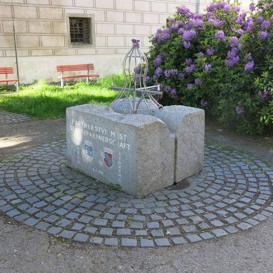 Kašna u Rožmberské bibliotéky zámku Třeboň