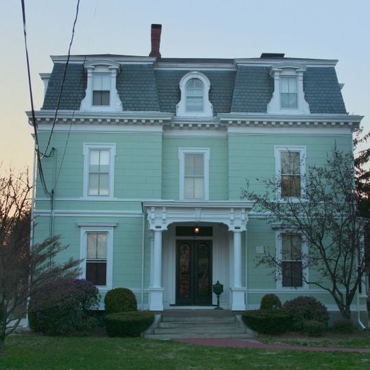 House at 115–117 Jewett Street