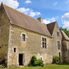 Prieuré Saint-Symphorien de Marolles-les-Braults