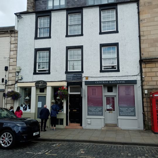 50, 51, 52 The Square, Kelso