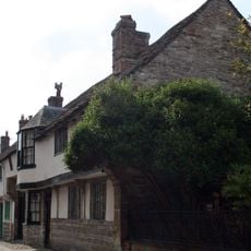 9, Abbey Street
