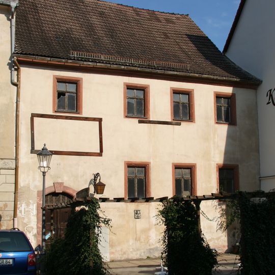 Wohnhaus in geschlossener Bebauung