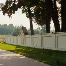 Ogrodzenie cmentarza parafialnego