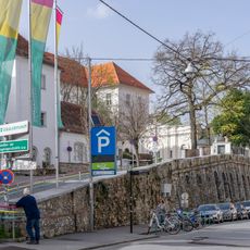 Rampe d'accès à Palmburg avec plaque commémorative