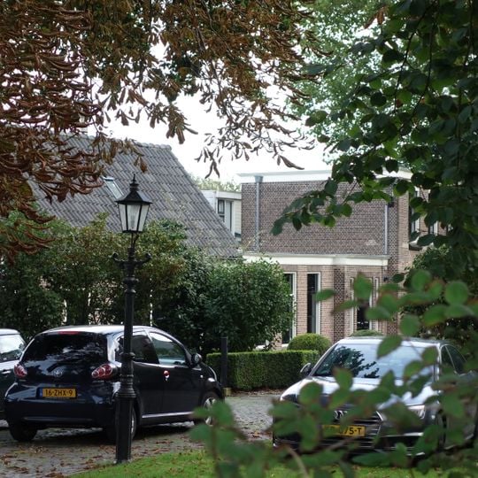 Complex de Marthastichting: koetshuis