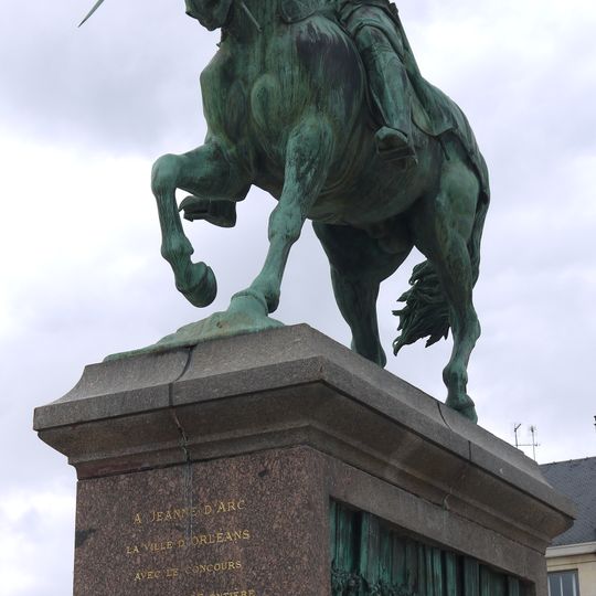 Equestrian statue of Joan of Arc
