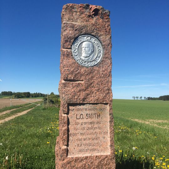 LO Smith Gedenkstein