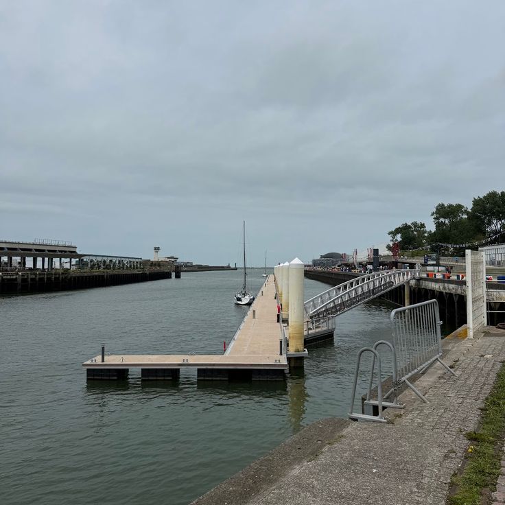 Promenade du Quai Gambetta