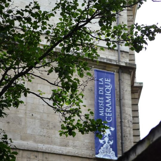 Ceramics Museum - Meeting of Metropolitan Museums