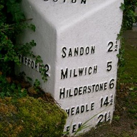 Milepost, near Hopton Farm