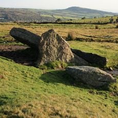 Chambered cairn at Ball Gate, Corringdon Ball