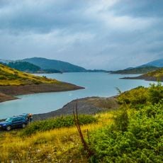 Valia Kalnta Kai Techniti Limni Aoou