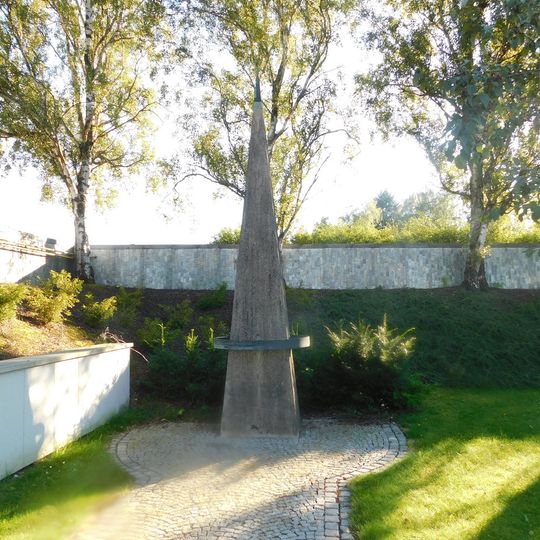 Obelisk na hřbitově v Humpolci