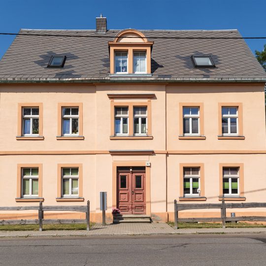 Schule Hauptstraße 30