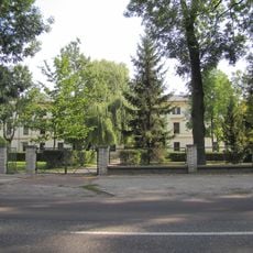 Zespół szkolny, ob. LO