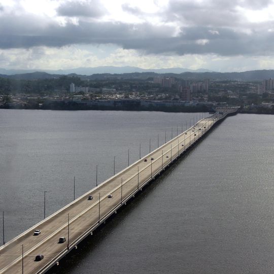 Puente Teodoro Moscoso